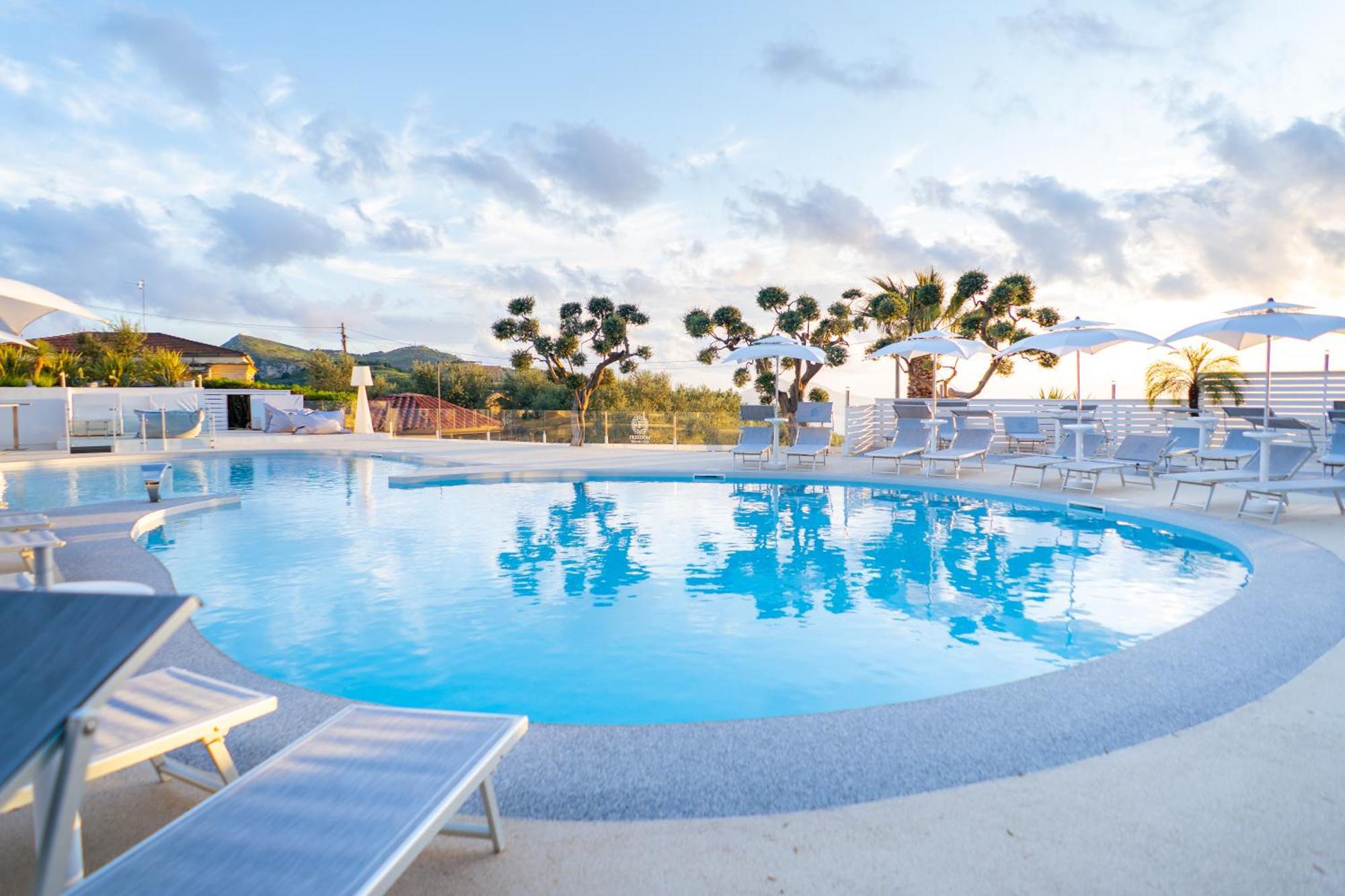 Hotel & Spa Relais Freedom Club Massa Lubrense Exterior foto